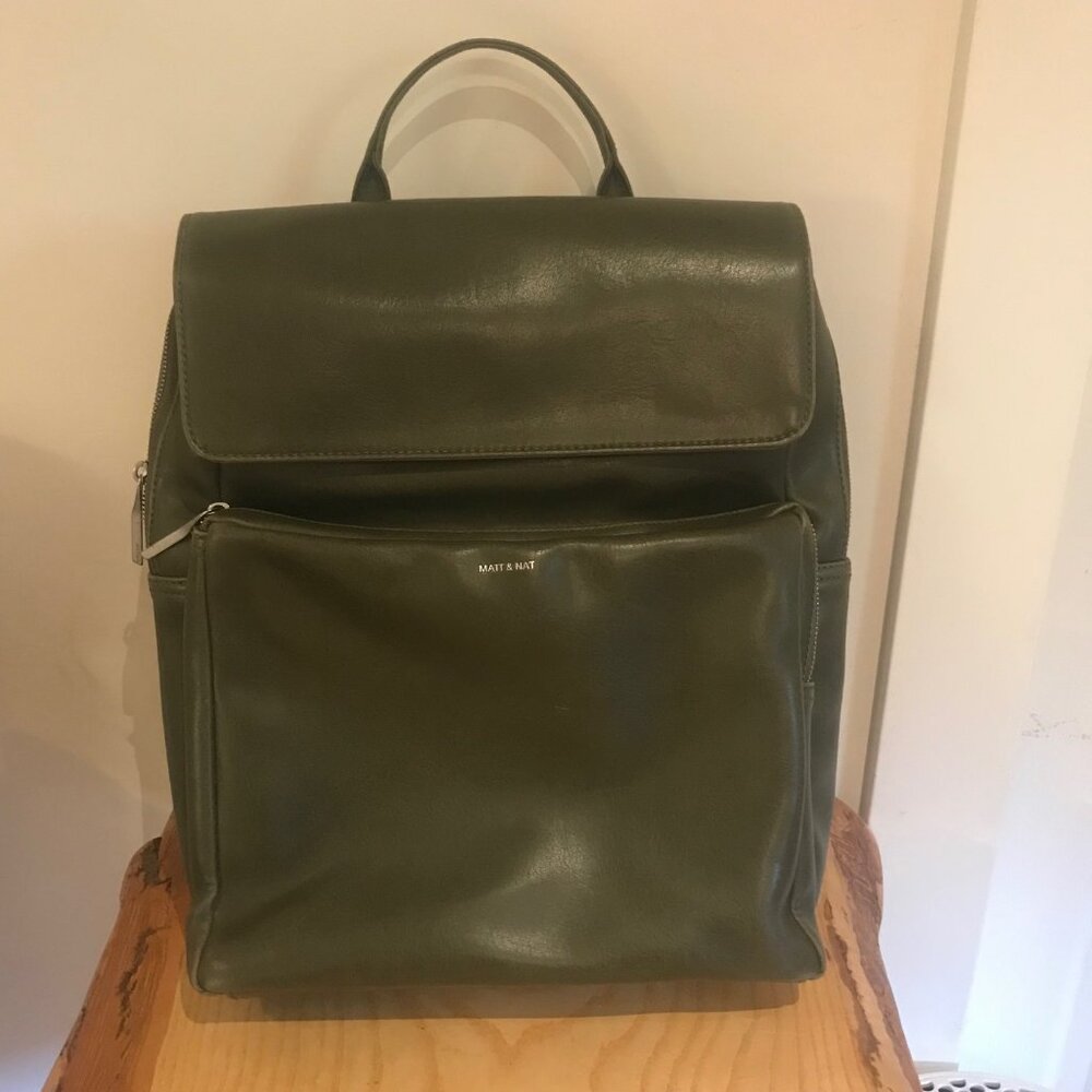 Matt & Nat Paxx backpack - olive green
